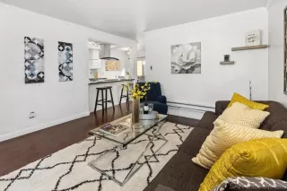 Photo #4: 230023657 Listing