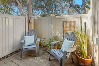 Photo #5: 230023657 Listing