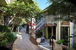 Photo #5: 230023688 Listing 