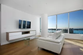 Photo #2: 230023798 Listing