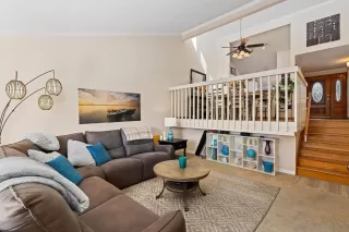 Photo #5: 230023811 Listing