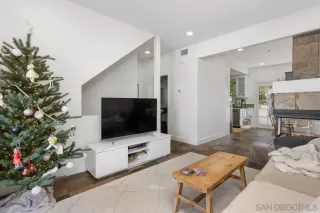 Photo #4: 230023824 Listing 