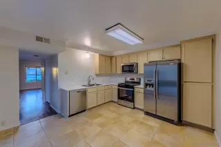 Photo #6: 230023829 Listing