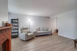 Photo #4: 230023840 Listing