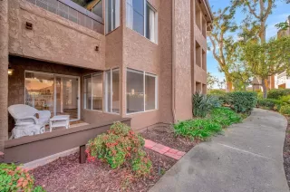 Photo #5: 230023857 Listing