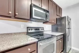 Photo #4: 230023859 Listing