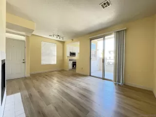 Photo #6: 230023891 Listing