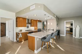 Photo #2: 230023920 Listing