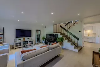 Photo #5: 230023923 Listing