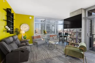 Photo #2: 230023939 Listing