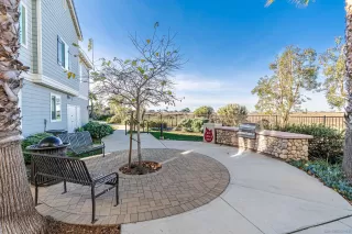 Photo #3: 230023943 Listing