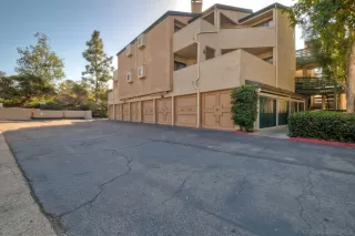 Photo #2: 230023975 Listing 