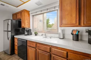 Photo #5: 230024021 Listing 