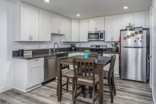 Photo #4: 230024057 Listing 