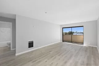 Photo #2: 230024075 Listing