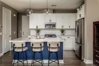 Photo #6: 230024077 Listing