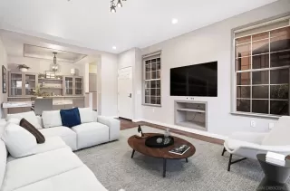 Photo #5: 230024079 Listing