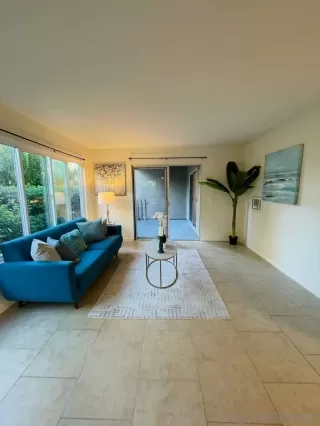 Photo #4: 230024167 Listing 