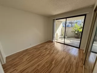 Photo #6: 230024231 Listing