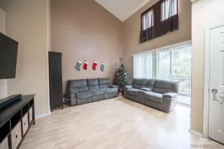 Photo #1: 230024265 Listing