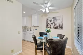 Photo #5: 230024302 Listing