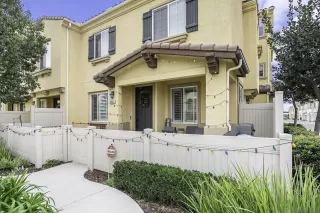 Photo #1: 230024324 Listing