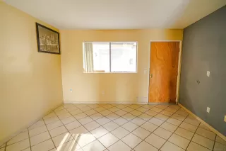 Photo #6: 230024335 Listing