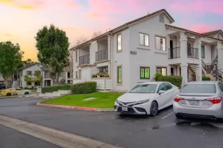 Photo #1: 230024343 Listing