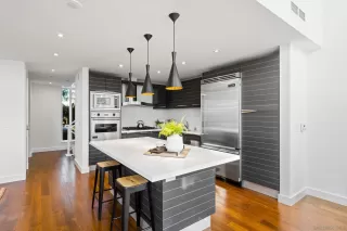 Photo #6: 230024370 Listing 