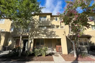 Photo #1: 230024383 Listing 