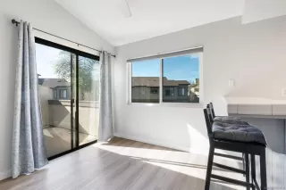 Photo #3: 230024391 Listing