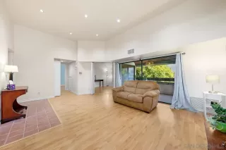 Photo #1: 230024425 Listing