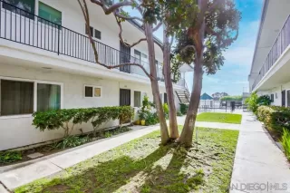 Photo #3: 230024426 Listing