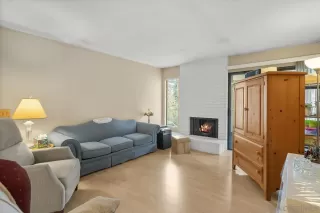 Photo #6: 230024427 Listing 