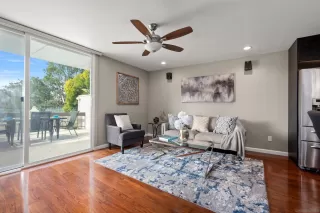 Photo #2: 230024438 Listing