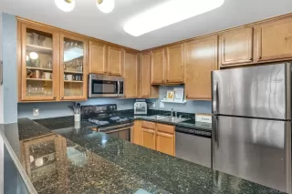 Photo #5: 240000002 Listing