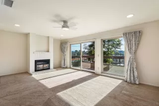 Photo #4: 240000008 Listing 