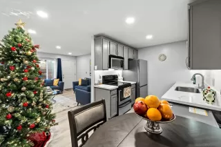 Photo #5: 240000019 Listing 