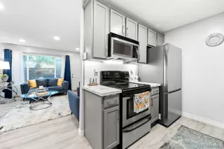 Photo #6: 240000019 Listing 