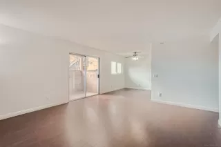 Photo #2: 240000027 Listing