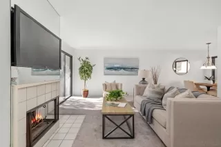 Photo #4: 240000060 Listing