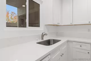 Photo #6: 240000096 Listing