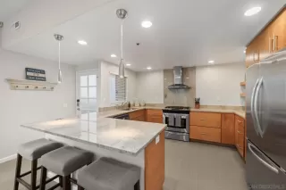 Photo #5: 240000106 Listing