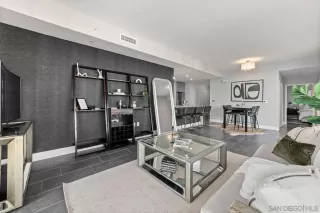 Photo #4: 240000107 Listing