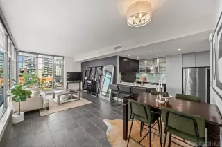 Photo #5: 240000107 Listing