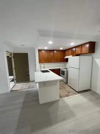 Photo #1: 240000110 Listing 