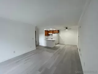 Photo #3: 240000110 Listing 