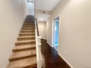 Photo #6: 240000132 Listing