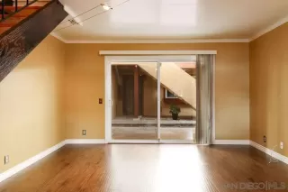 Photo #5: 240000221 Listing