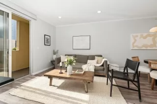 Photo #2: 240000239 Listing